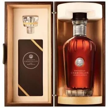 Diplomático Chancellor Rum 43% Vol. 700ml