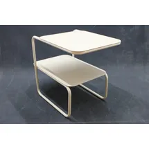 Ferm Living Level Beistelltisch in der Farbe kaschmir