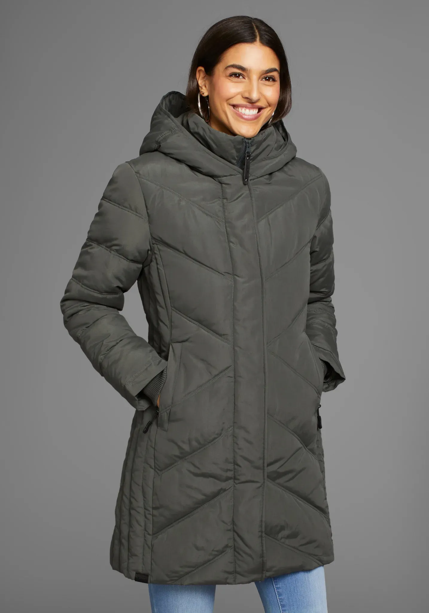 Winterjacke KANGAROOS, Damen, Gr. 36, grün (dunkelgrün), Obermaterial: 100% Polyester. Futter: 100% Polyester. Wattierung: 100% Polyester, figurumspielend, Rippbündchen, Jacken Winterjacke, mit hochschließendem Kragen, gefütterte Kapuze