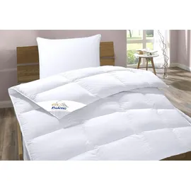 Balette Daunenbettdecke + Kopfkissen "Lilly", weiß, B/L: 135cm x 200cm Anzahl Teile 1, B/L: 40cm x 80cm Anzahl Teile 1, Bezug: Baumwolle Füllung: Entendaune/-feder, warm, Bettdecken Bezug: 100% Baumwolle. Kopfkissen Bezug: 100% Baumwolle.