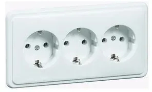 Peha Standard - Steckdose SCHUKO 3fach, reinweiß