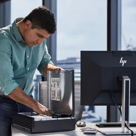 HP EliteDesk 800 G9 Desktop-PC Intel Core i7-14700 2,1 GHz 32 GB RAM 1 TB SSD NVIDIA T400 Windows 11 Pro