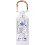 Gin Mare - Der mediterrane Gin - Laterne Geschenkset - Würzig-aromatisch inspiriert von der einzigartigen Geschmackswelt der Mittelmeerregion - 0.7L/42.7% Vol.