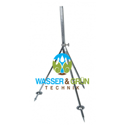 Dreibein-Stativ 1/2, 3/4", 1" oder 1 1/4", stahlverzinkt, höhenverstellbar, Ständer für Bergnung und Bewässerung Stativ (Dreibein-Stativ höhe bis 100 cm, Bewässerungsstativ: BEREGNUNGSPLATTFORM  1/2" IG VYR 2000, Stativ)