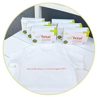 adfetal vegan pränatal - 6 Monatspackungen - Folsäure, Jodid, Vit. D, Algen DHA - Nahrungsergänzung - 180 Kapseln + hochwertiger Baby-Body aus Bio-Baumwolle