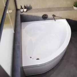Besco MIA Eckbadewanne 120 x 120 cm (4in1 Original Acryl Wanne)