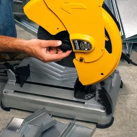 DeWalt Trennschleifer D28715 2200Watt