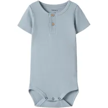 NAME IT Kurzarmbody NAME IT "NBMKAB SS BODY NOOS", Jungen, Gr. 62, N-Gr, blau fog, Jersey, Obermaterial: 57% Baumwolle, 38% Modal, 5% Elasthan, regular fit normal, Rundhals, Bodys, Baumwollmischung, Kurzarm, Knopf-Details