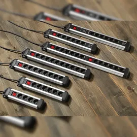 Sygonix Steckdosenleiste 8fach 1,40 m Schwarz/Silber 1 St.