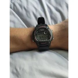 Casio W-220 Harz 38 mm W-220H-1AVEF