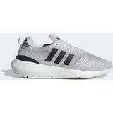 Crystal White / Core Black / Grey Two 40