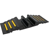 Dönges Gummischlauchbrücke, B, 2 x B, C oder D (Gummibrücke Überfahrhilfe Überfahrschutz Kabelbrücke Schlauchbrücke), aus schwarzem Vollgummi, seitliche Reflexstreifen