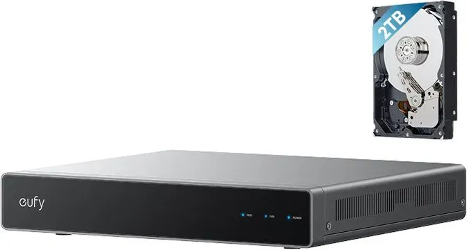 eufy PoE Bullet PTZ-Kamera, 4K UHD Dreifachobjektiv, 122° Sichtfeld, 360° Schwenk- & Neigungsfunktion, kabelgebundene Outdoor-Kamera, 8-fache Hybridvergrößerung, KI-Verfolgung