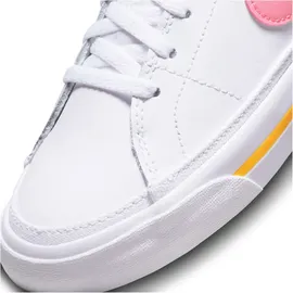 Nike Court Legacy Sneaker Jungen 118 white/coral chalk-laser orange 38.5