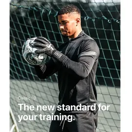 T1TAN Classic 1.0 Black-out Torwarthandschuhe mit Fingerschutz - Black-Out - 10