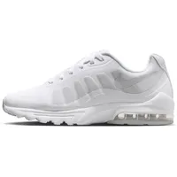 Nike WMNS Air Max Invigor, Damen Gymnastikschuhe, Elfenbein (Whitemetallic Silver 100), 44 EU - 44 EU
