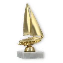 Pokal Kunststofffigur Segelboot gold auf weißem Marmorsockel 17,0cm