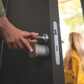Yale Linus L2 Lite Türschloss Silber