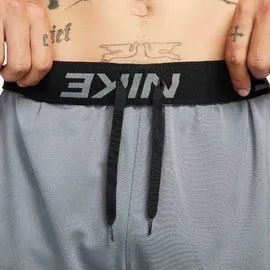 Nike Shorts Grau/Schwarz XXL