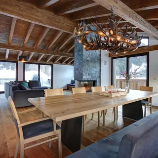 XXL Rothirsch LED Geweihlampe 160 x 90cm für Chalet