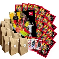 Bundle mit Topps Fußball Bundesliga 2025/2026 - Sticker-Adventskalender - 24 Überraschungen + collect-it Hüllen