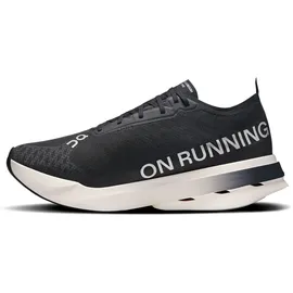 On Cloudboom Strike Herren Black / White 45