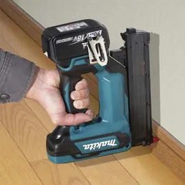 Makita DFN350Z Akku-Nagler solo