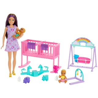 Barbie Skipper-Puppe und Kinderzimmer mit Zubehör, enthält Zwillingsbabypuppen, 1 Bettchen, 1 Schaukel, 1 Wippe und mehr, HXM99