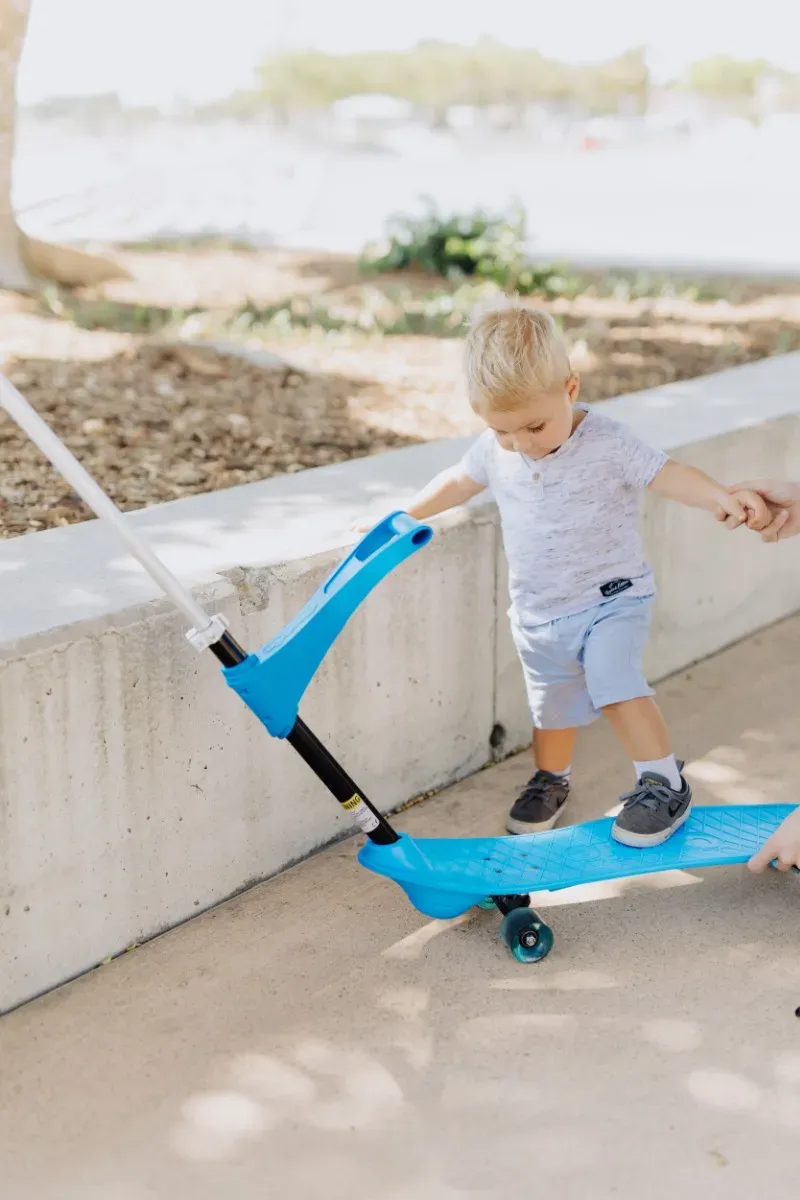 Kinderskateboard - 77 x 15 x 34 cm, Blau, rutschfest - Ookkie Skateboard - Ab 1 Jahr, fördert Grobmotorik, sicherer Halt
