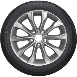 Aplus A502 235/55 R18 104H