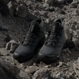adidas Herren Terrex Skychaser Ax5 Mid Gore-Tex Climawarm+ Hiking Shoes, Core Black/Core Black/Carbon, 38 2/3 EU
