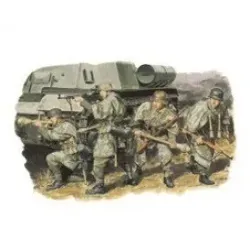 1:35 German Grenadiers East Prussia 1945