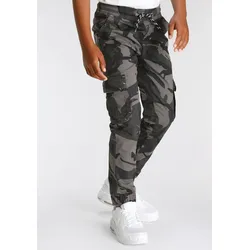 Cargohose KIDSWORLD "in coolen Tarnfarben", Jungen, Gr. 170, N-Gr, grau (grau, tarnfarben), Twill, Obermaterial: 98% Baumwolle, 2% Elasthan, tarnfarben, modisch, Basic lang, Hosen, mit lässigen Cargotaschen