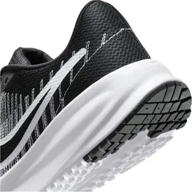 Nike Run Defy Herren Black/White 43