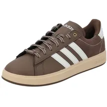 adidas Sneakers Low in earth strata/white/gold | Gr.: 42