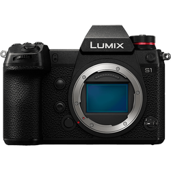 PANASONIC Lumix DC-S 1 Systemkamera, 8 cm Display Touchscreen, WLAN