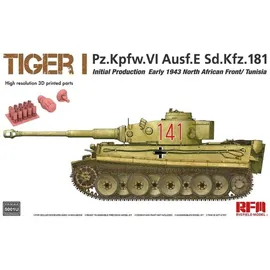 Rye Field Model Tiger I initial production early 1943 without interior