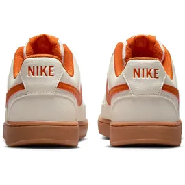 Nike Court Vision Low Herren Sail / Campfire Orange / Gum Medium Brown 44