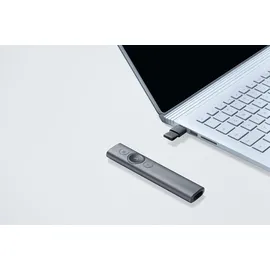 Logitech Spotlight Presentation Remote - Presenter