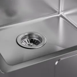 Klarstein Küchenspüle – Edelstahlspüle, Kratzfest & Hitzebeständig, Einfache Montage mit Einbausatz & Abflussrohr, Überlauf, Quadratische Fo...