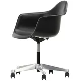 Vitra - Eames Plastic Armchair PACC RE, poliert / tiefschwarz, weiche Rollen (Hartboden)