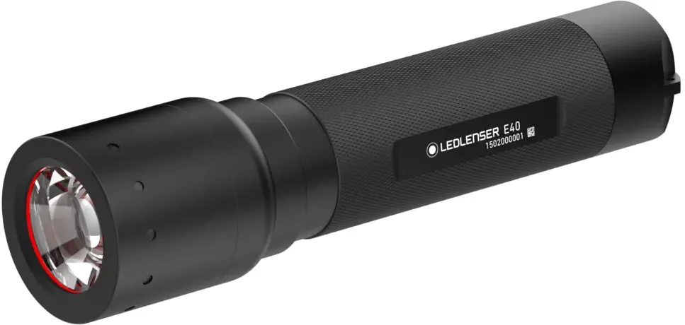 Taschenlampe E40, 300 Lumen, 250 Leuchtweite, 50h Laufzeit