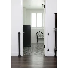 Dreambaby Treppenschutzgitter bis 140 cm schwarz