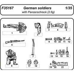 CMK German soldiers with Panzerschreck
