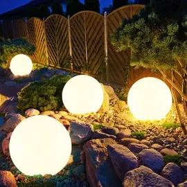 Expo Börse Kugelleuchte Kunststoff 4x LED warmweiß Erdspieß IP44 wetterfest weiß
