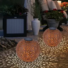 Expo Börse Solarleuchte für Außen Kugel Solar Gartendeko Solarlampe rost Erdspieß, Blumen Dekorstanzungen, Metall, LED warmweiß, D 20 cm, 2er Set