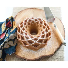 Nordic Ware Jubilee Gugelhupfform Gold