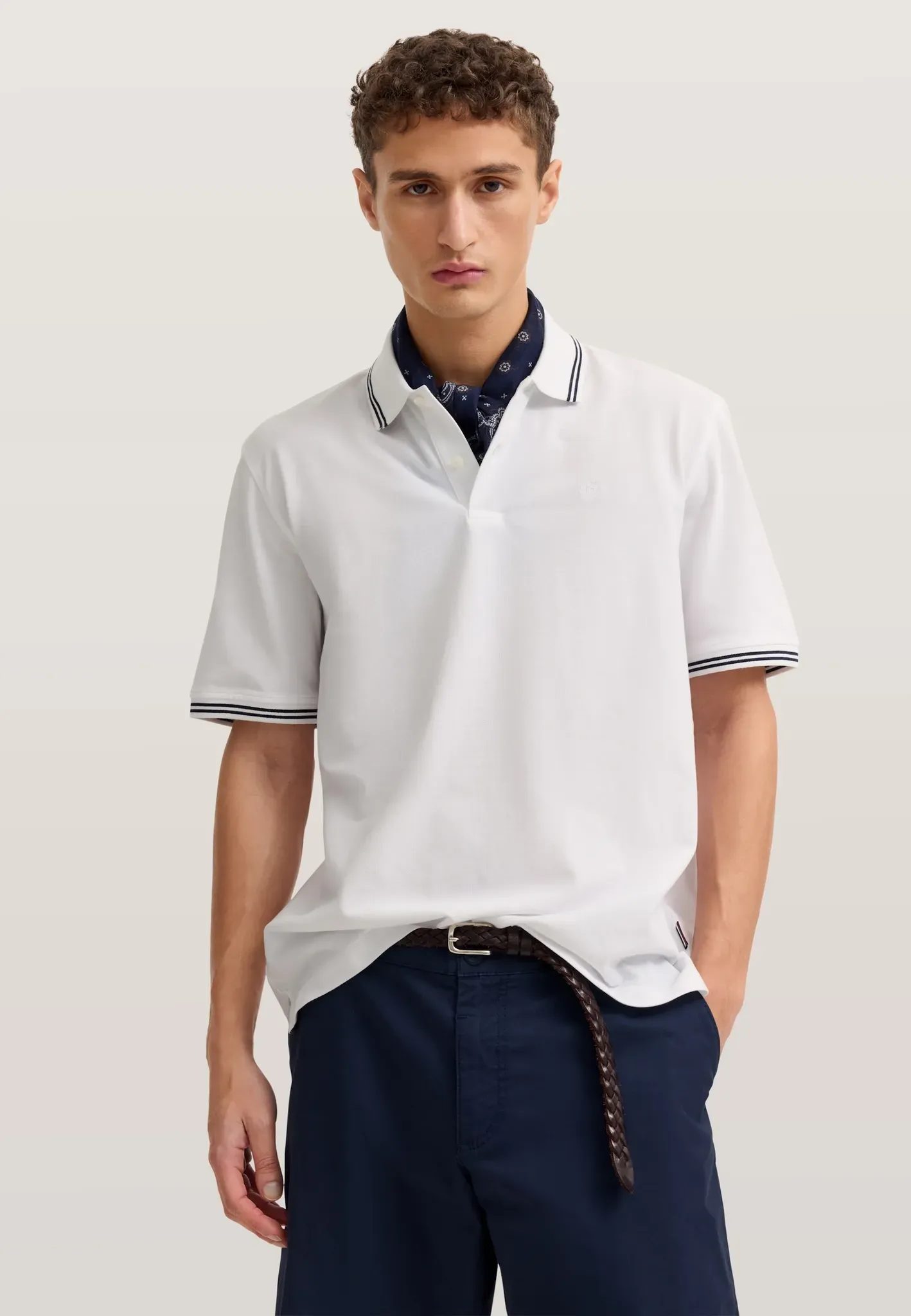 Poloshirt BUGATTI, Herren, Gr. L, weiß (10, weiß), 100% Baumwolle, unifarben, normal, ohne Ausschnitt, Shirts, Modern Fit aus reiner Baumwolle