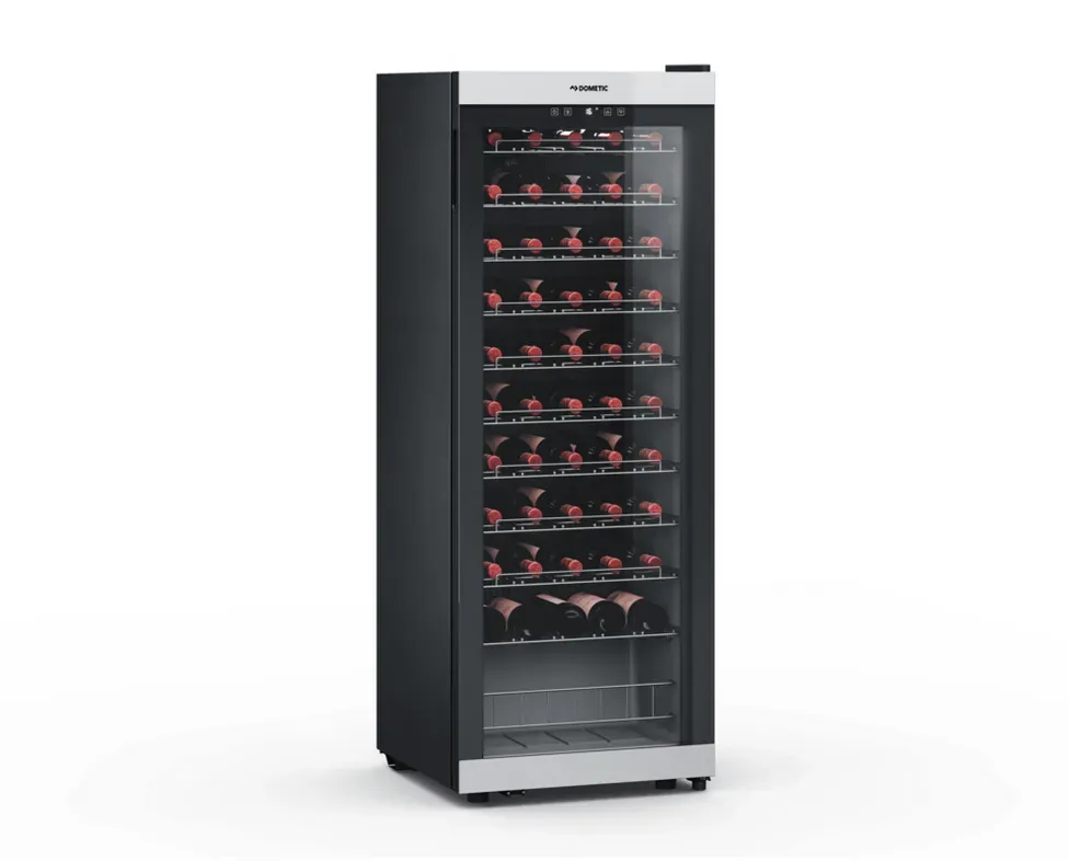 C55F Weinkühlschrank mit Platz für 55 Flaschen
