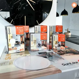 LEDVANCE SUN@HOME Classic E14 4,9W - (2200-5000K), CRI95, SUN@HOME Smarte WiFi Leuchte per Alexa, google und Kaltweiß Mindestbestellmenge 2 - Weiß